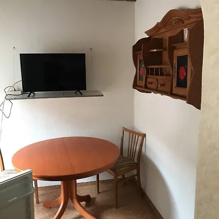 5-zimmer-wohnung Fuer Monteure In *