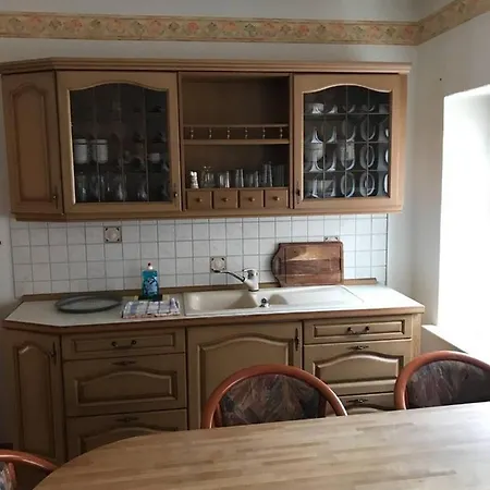 5-zimmer-wohnung Fuer Monteure In Lägenhet *
