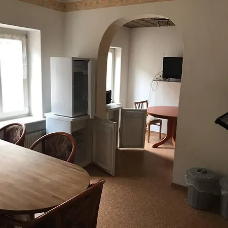 5-zimmer-wohnung Fuer Monteure In * Leisnig